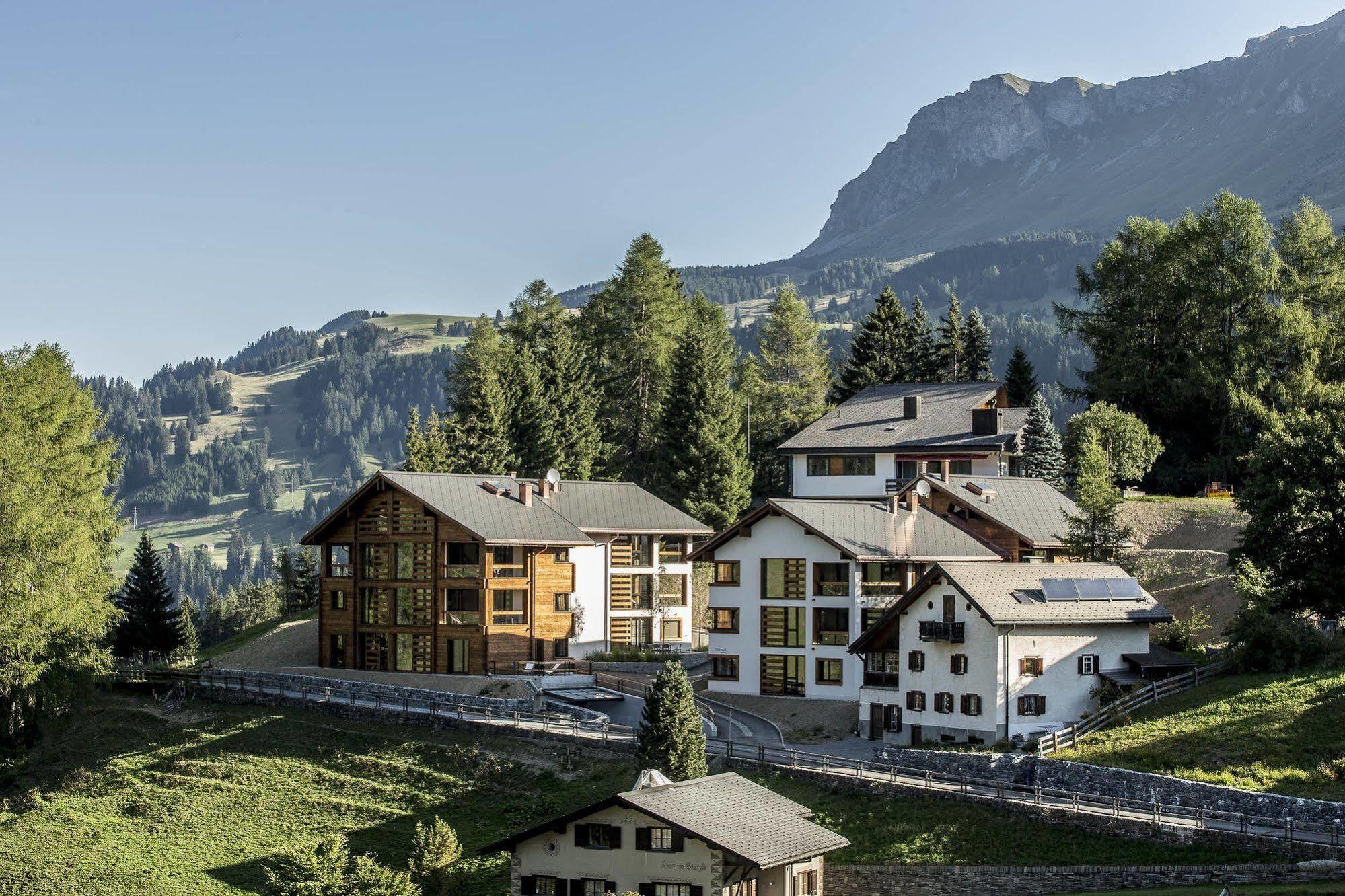 Turrabuel Aparthotel Parpan Buitenkant foto