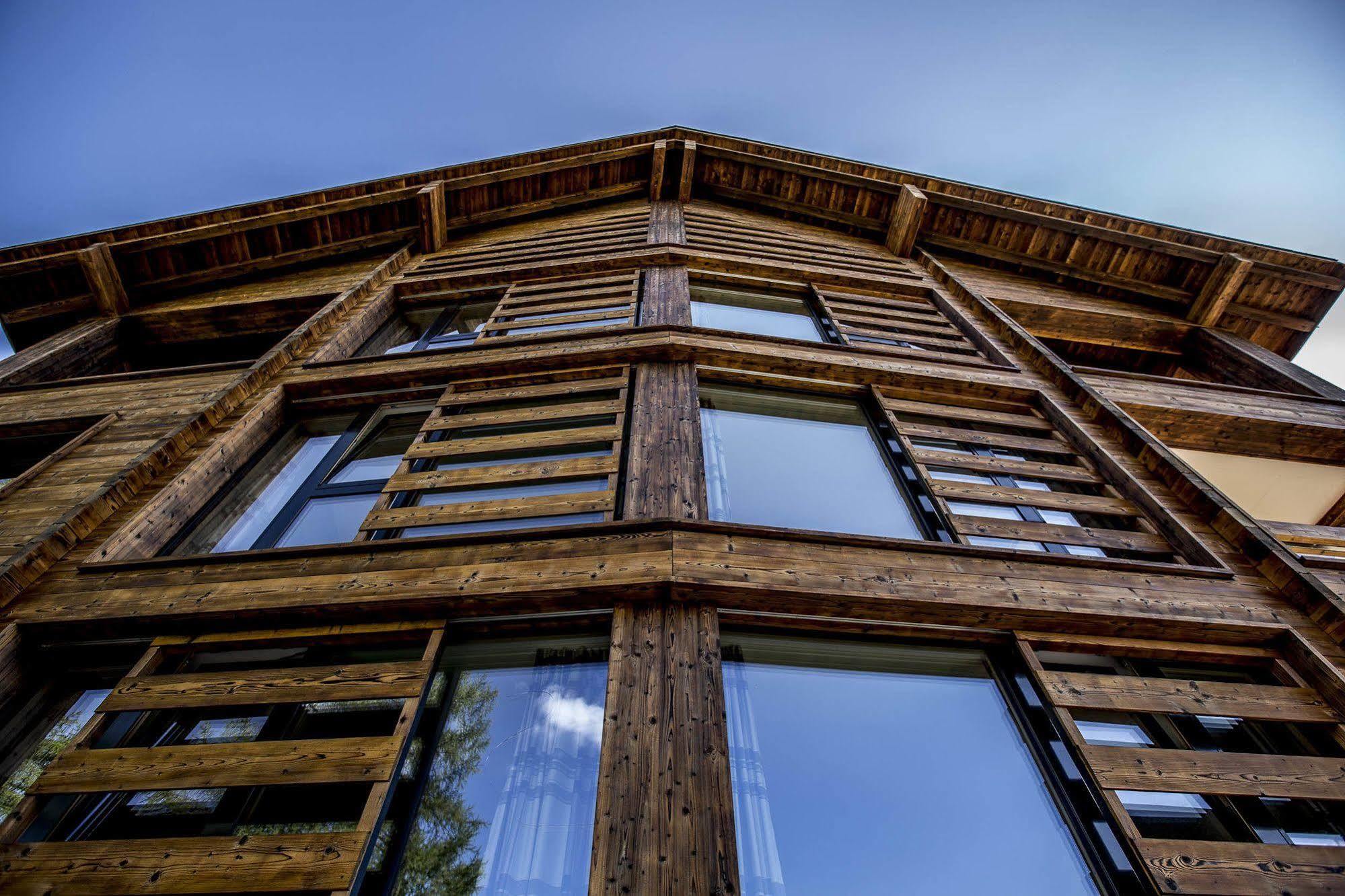 Turrabuel Aparthotel Parpan Buitenkant foto