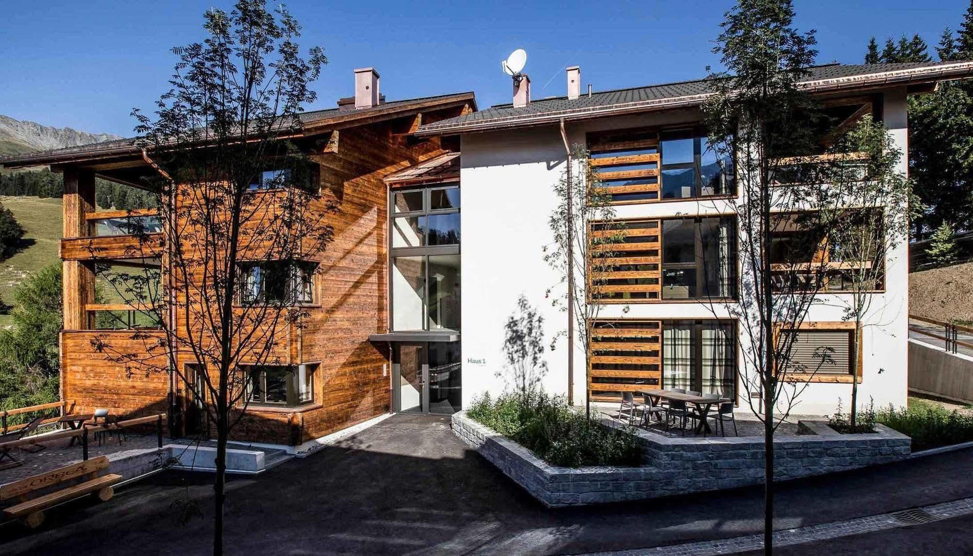 Turrabuel Aparthotel Parpan Buitenkant foto