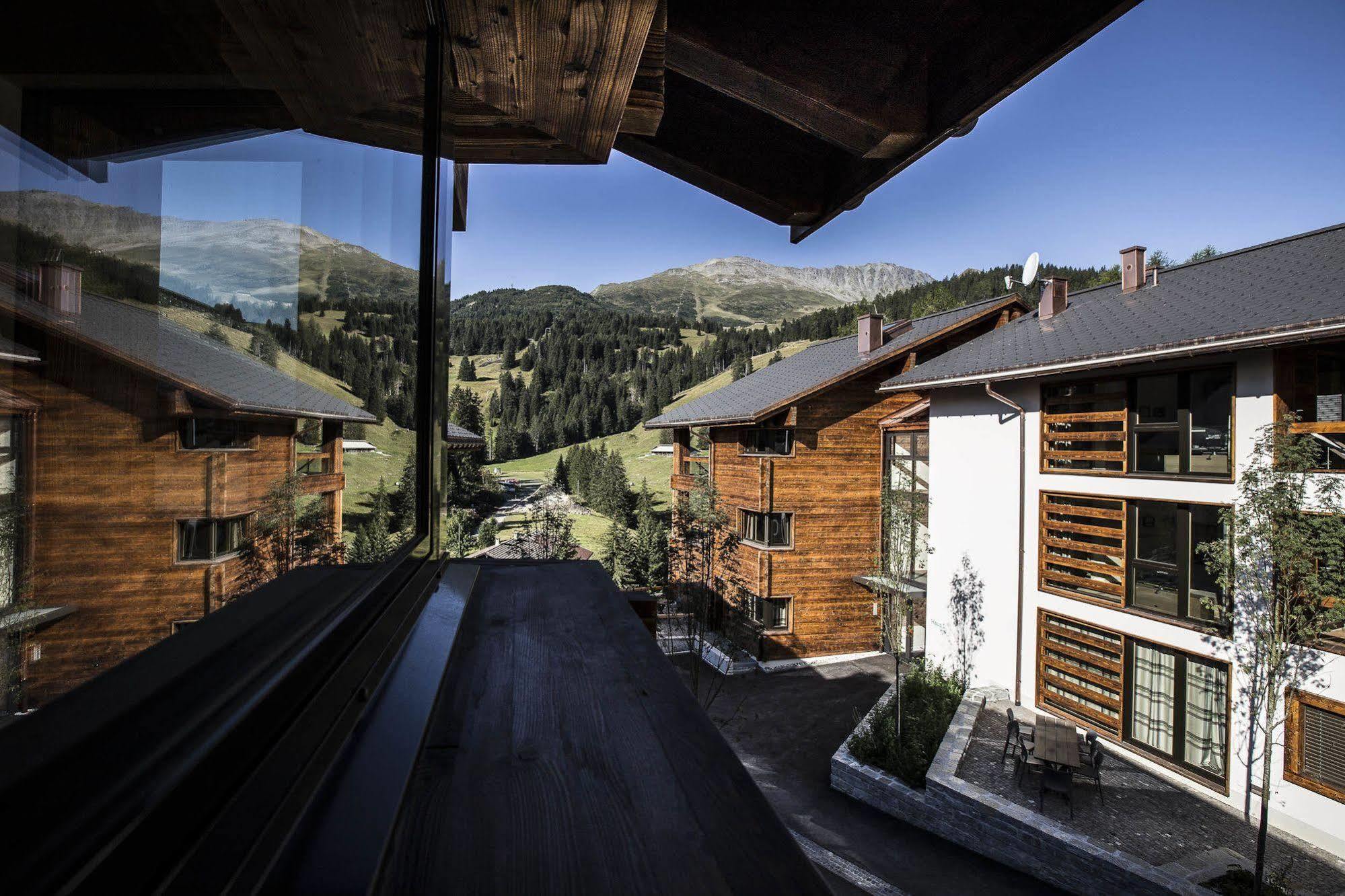 Turrabuel Aparthotel Parpan Buitenkant foto