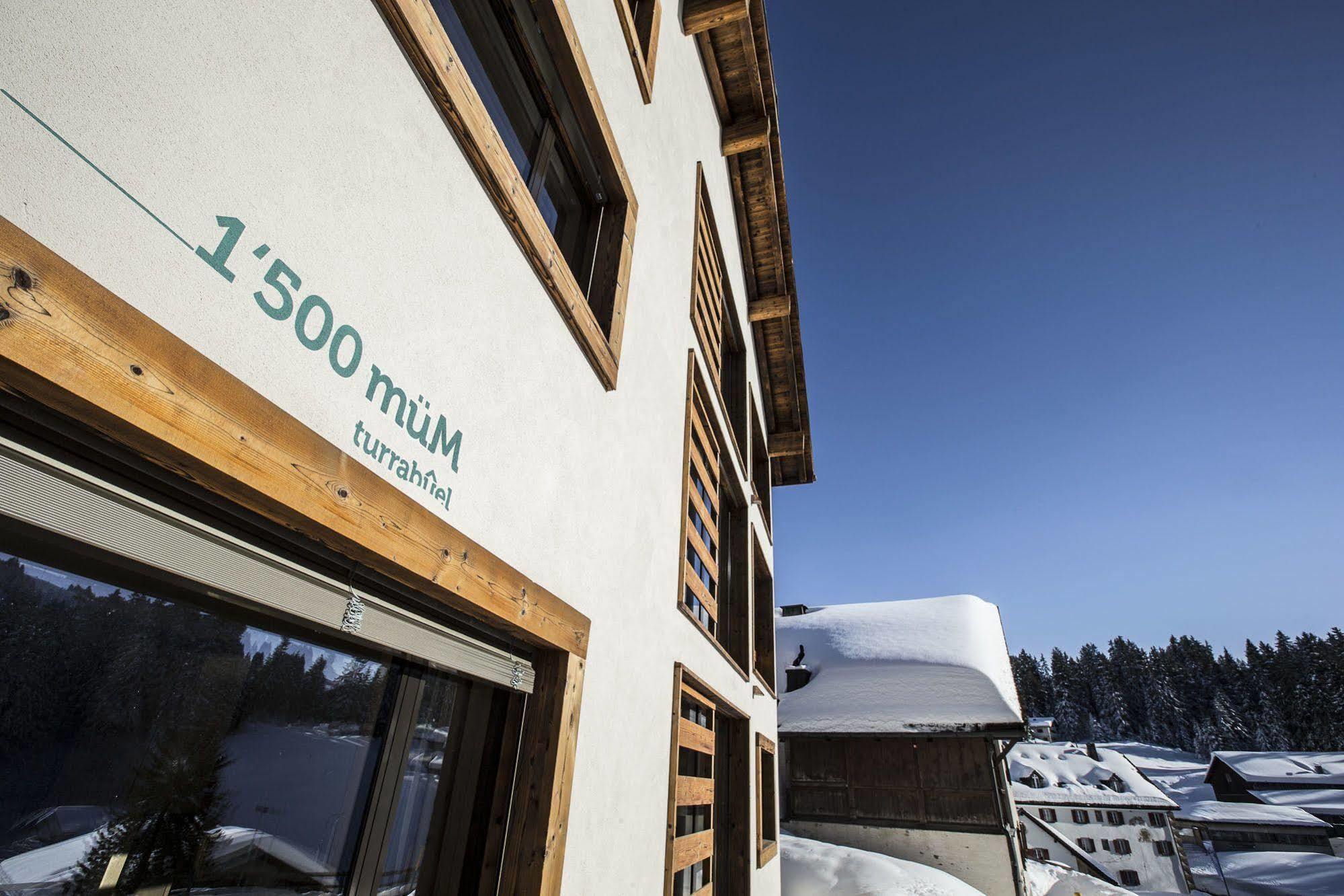 Turrabuel Aparthotel Parpan Buitenkant foto